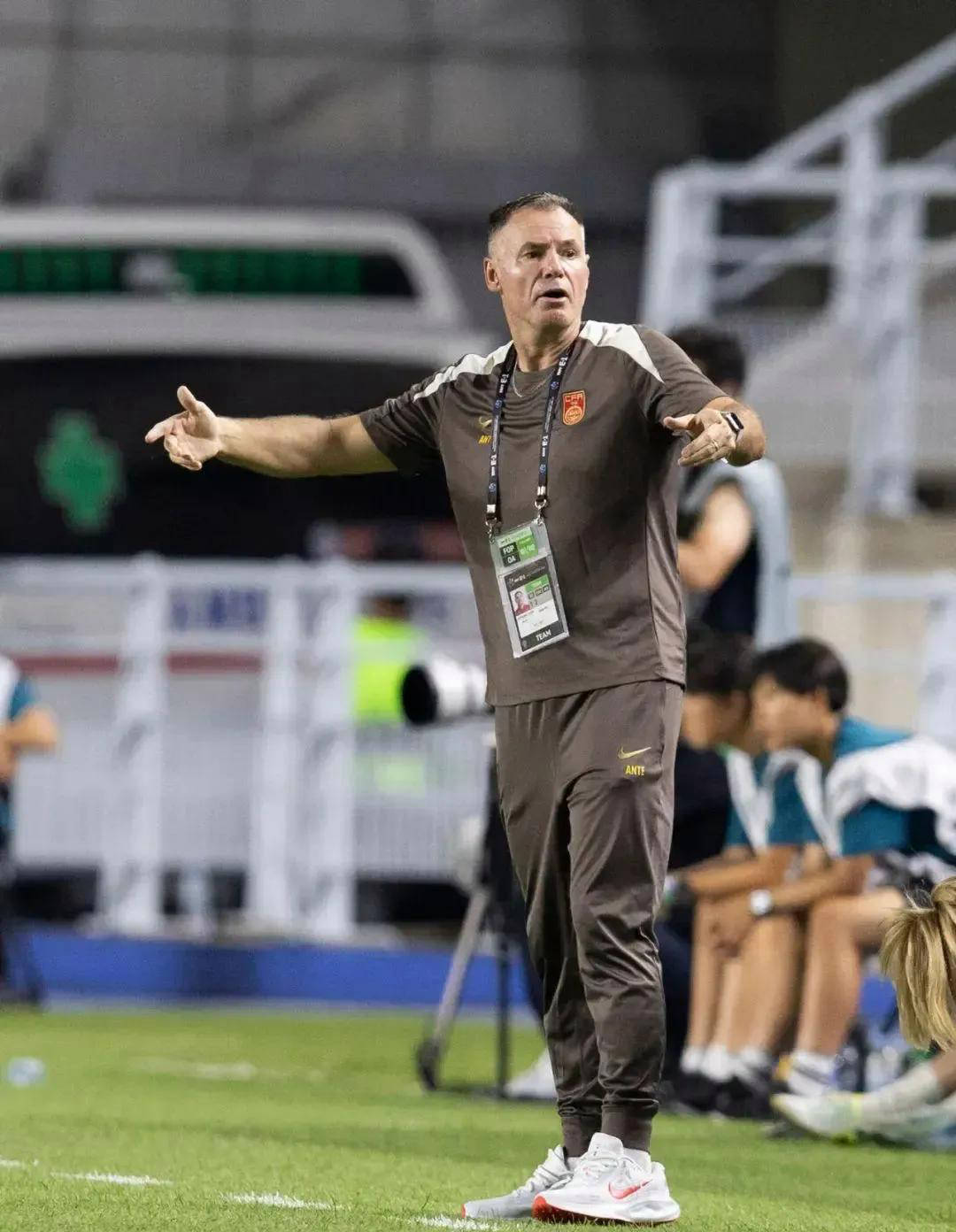 叙利亚队在女足比赛中取得胜利! 叙利亚队在女足比赛中取得胜利!