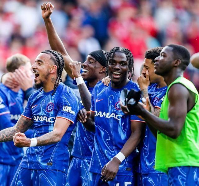 利记官网-切尔西大胜晋级，欧冠之路越走越远