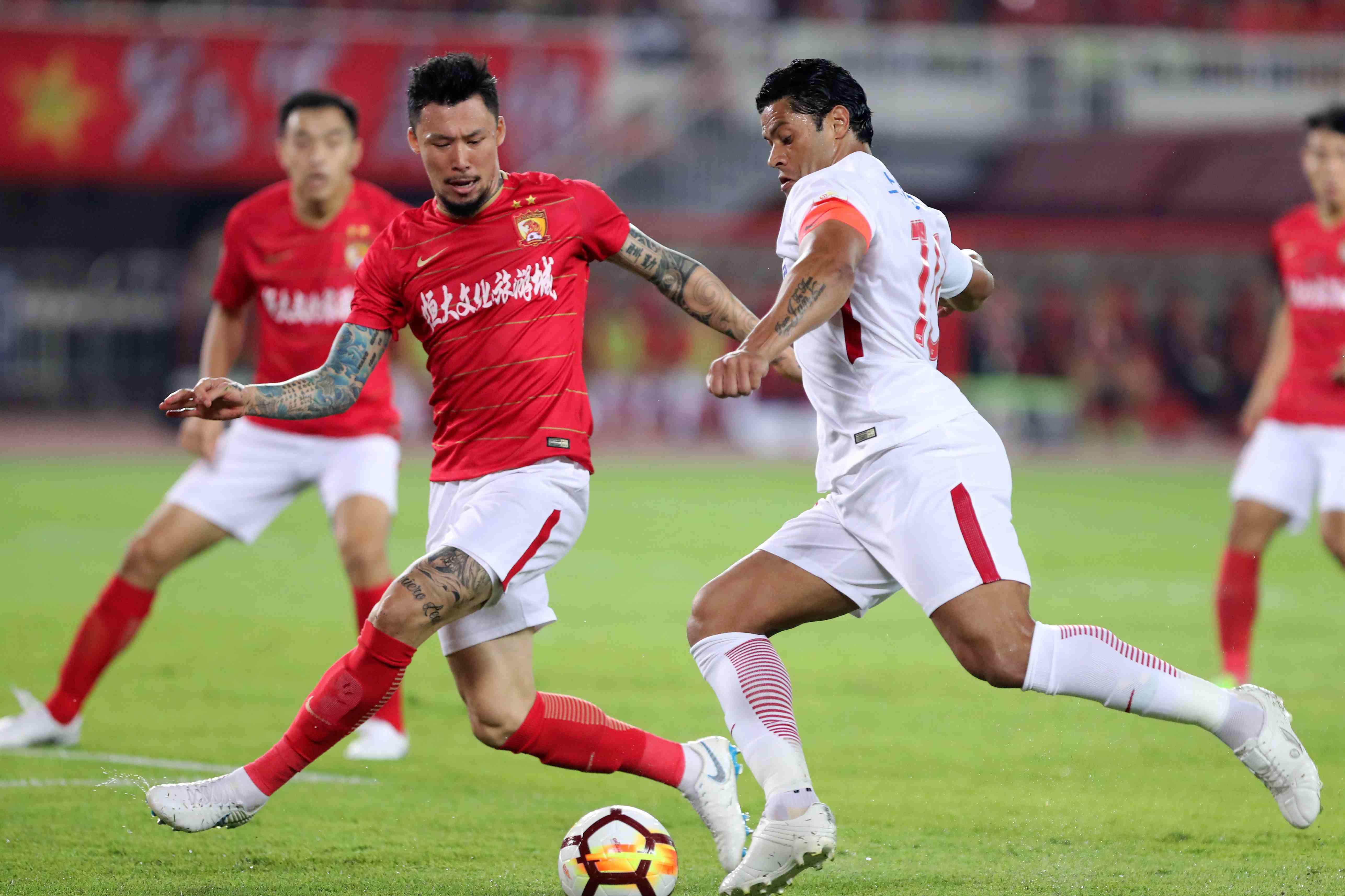 利记官网-天津天海客场败给广州恒大，保持中游位置