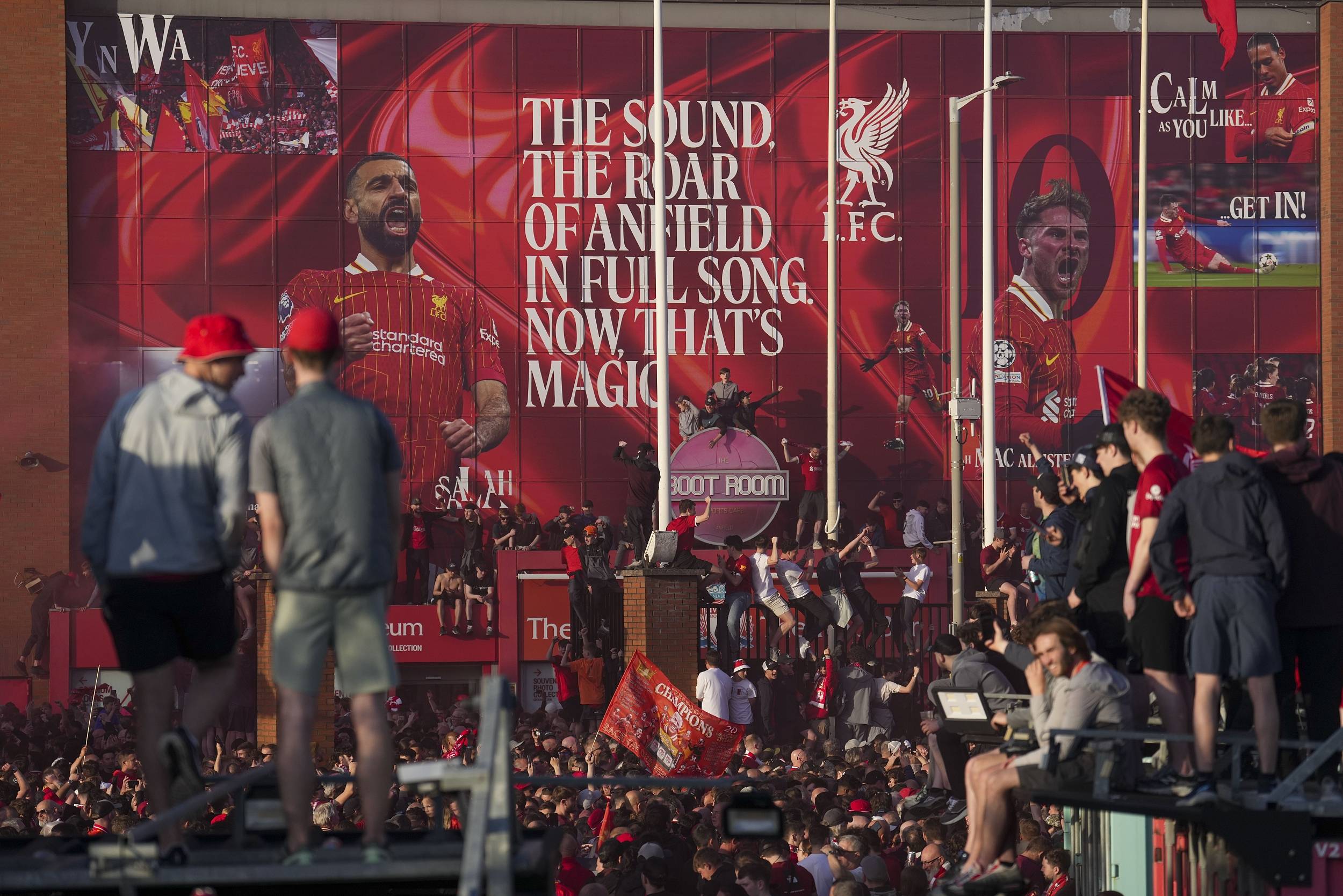 利记官网-利物浦在主场战胜热刺，取得3分