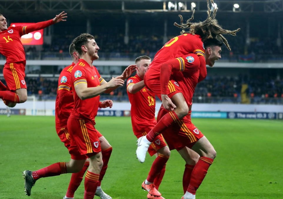 欧预赛进行时瑞典队对阵克罗地亚队 欧预赛进行时瑞典队对阵克罗地亚队